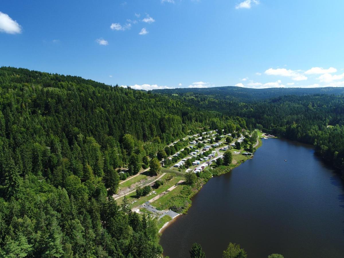 Freizeit- Und Campinganlage Gaisweiher Flossenburg Bagian luar foto